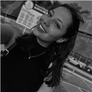 Profesora de idiomas, con habilidad avanzanda en el idioma del inglés